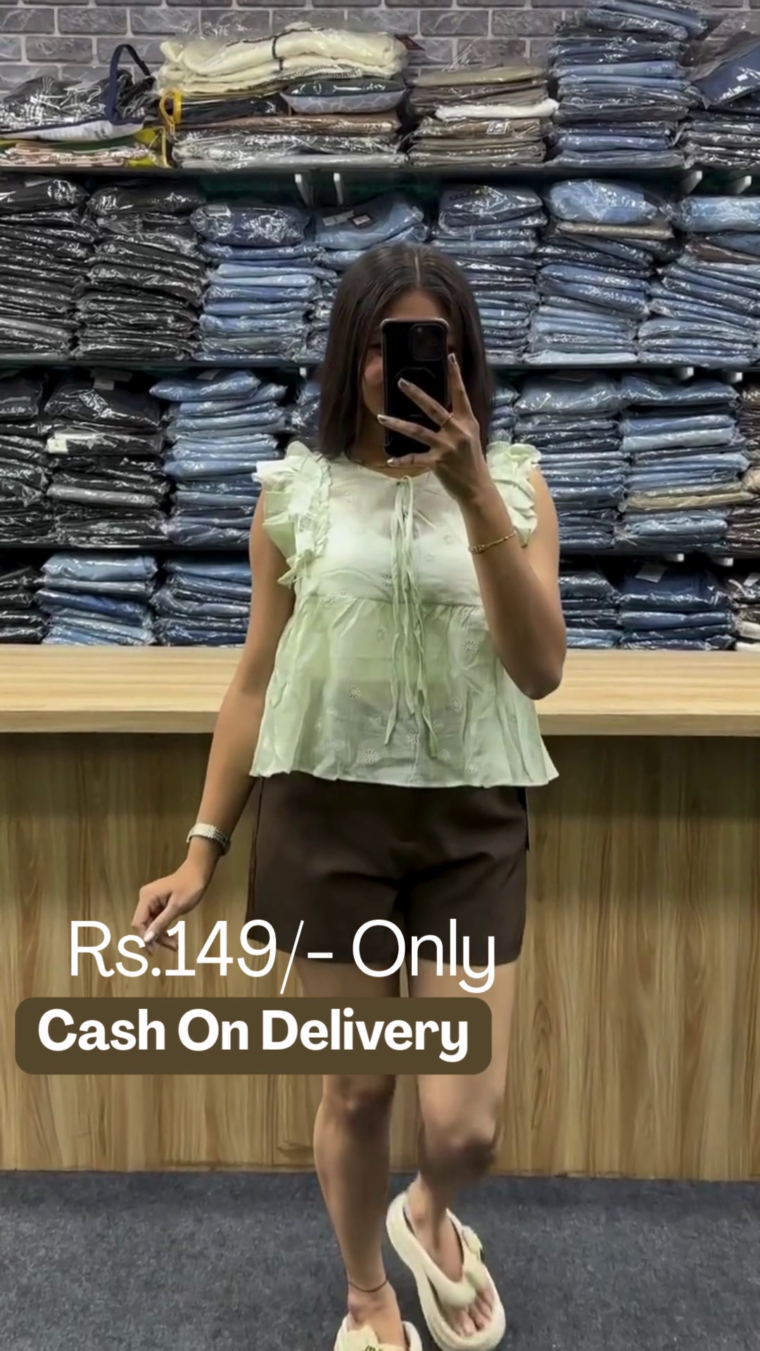 ✨ Ruffle Detail Summer Top – Breezy, Pretty, and Playful!